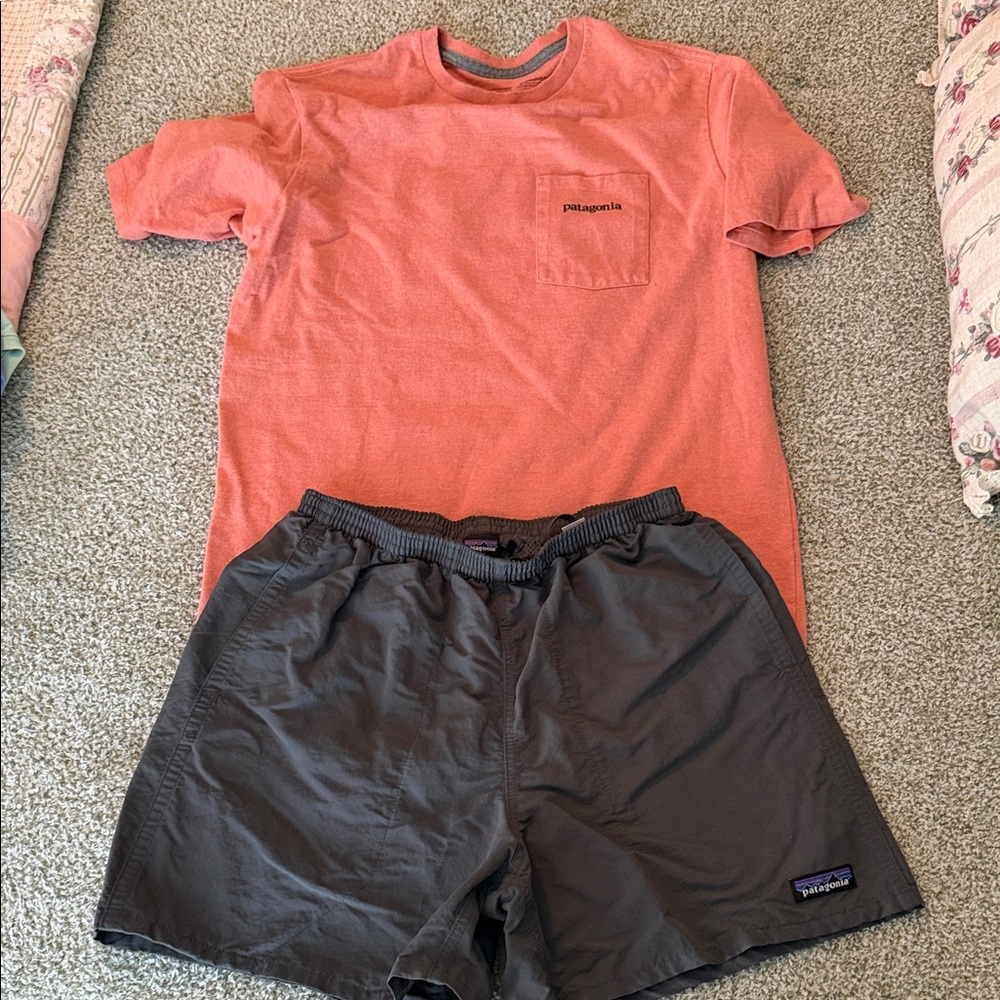 Patagonia Men’s Coral T-Shirt and Gray Shorts Set